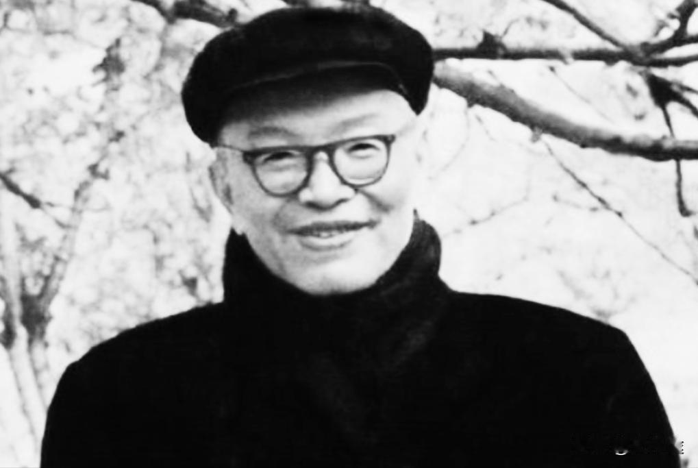 张闻天问王稼祥：我始终想不明白，我军只有3万人马，凭什么能战胜几十万强敌？王稼祥