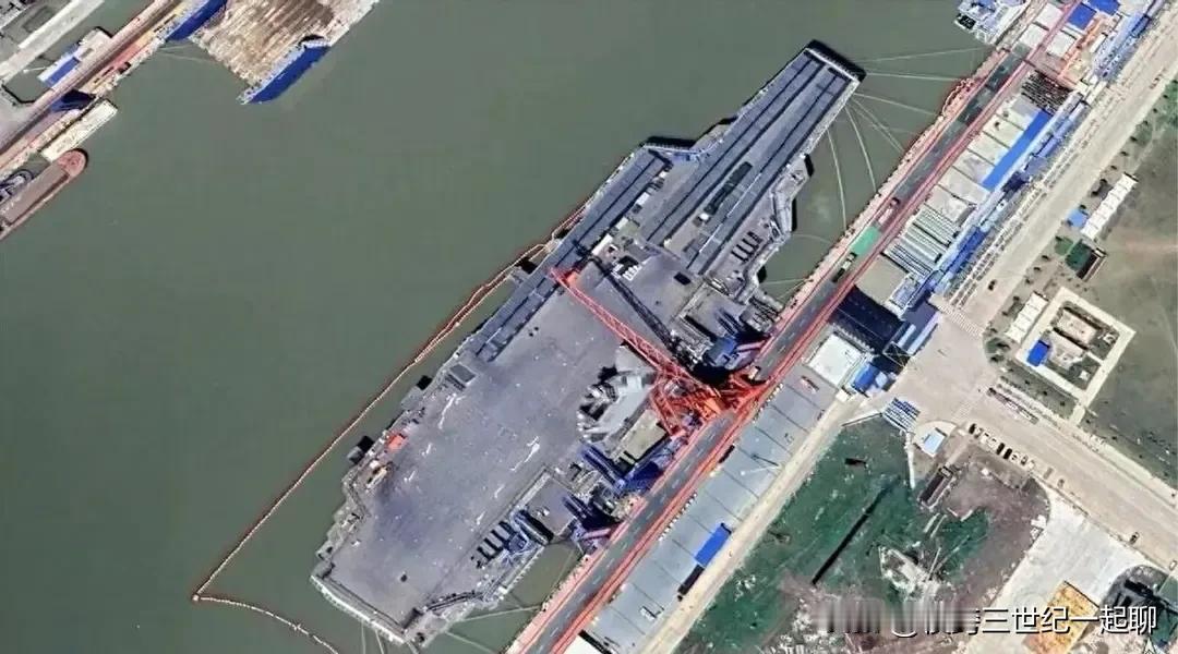 据有关报道中国第四艘航母已经开建，工程已经完成75%，预计2026年下半年到20