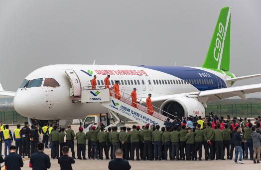 拿下了！20架空客飞机在中国门外停了三个月，欧洲终于松口C919适航证。 没