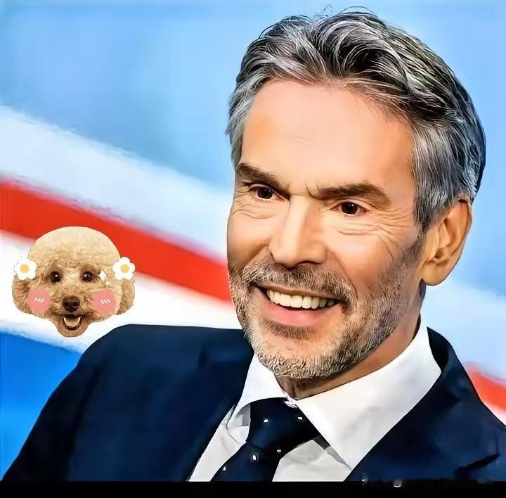 光刻机，彻底卡脖子了！荷兰刚刚把话挑明，以后ASML的先进光刻机，别想轻易卖到