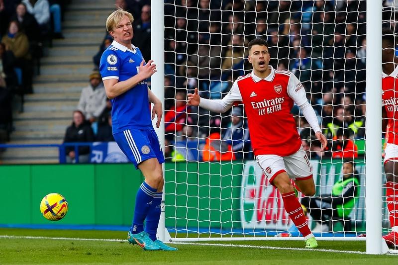 阿森纳计划引进纽卡边锋戈登取代马丁内利。戈登有艾泽、马丁内利、特罗萨德好用多少只