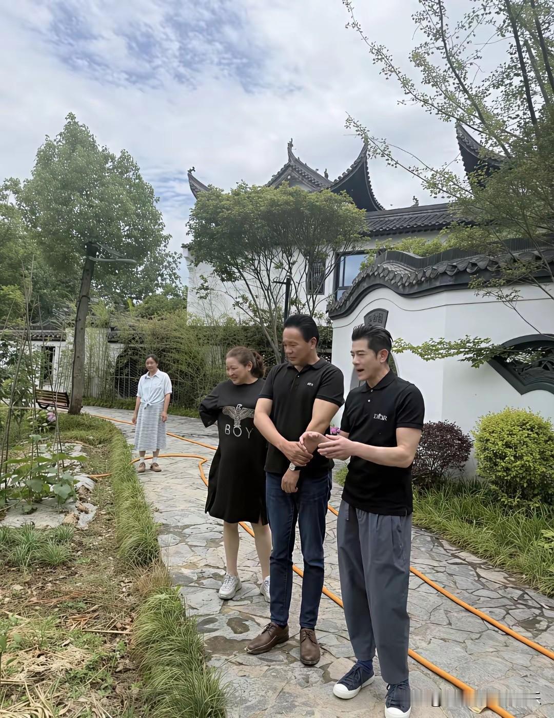 越老越有型的代表，没有之一！