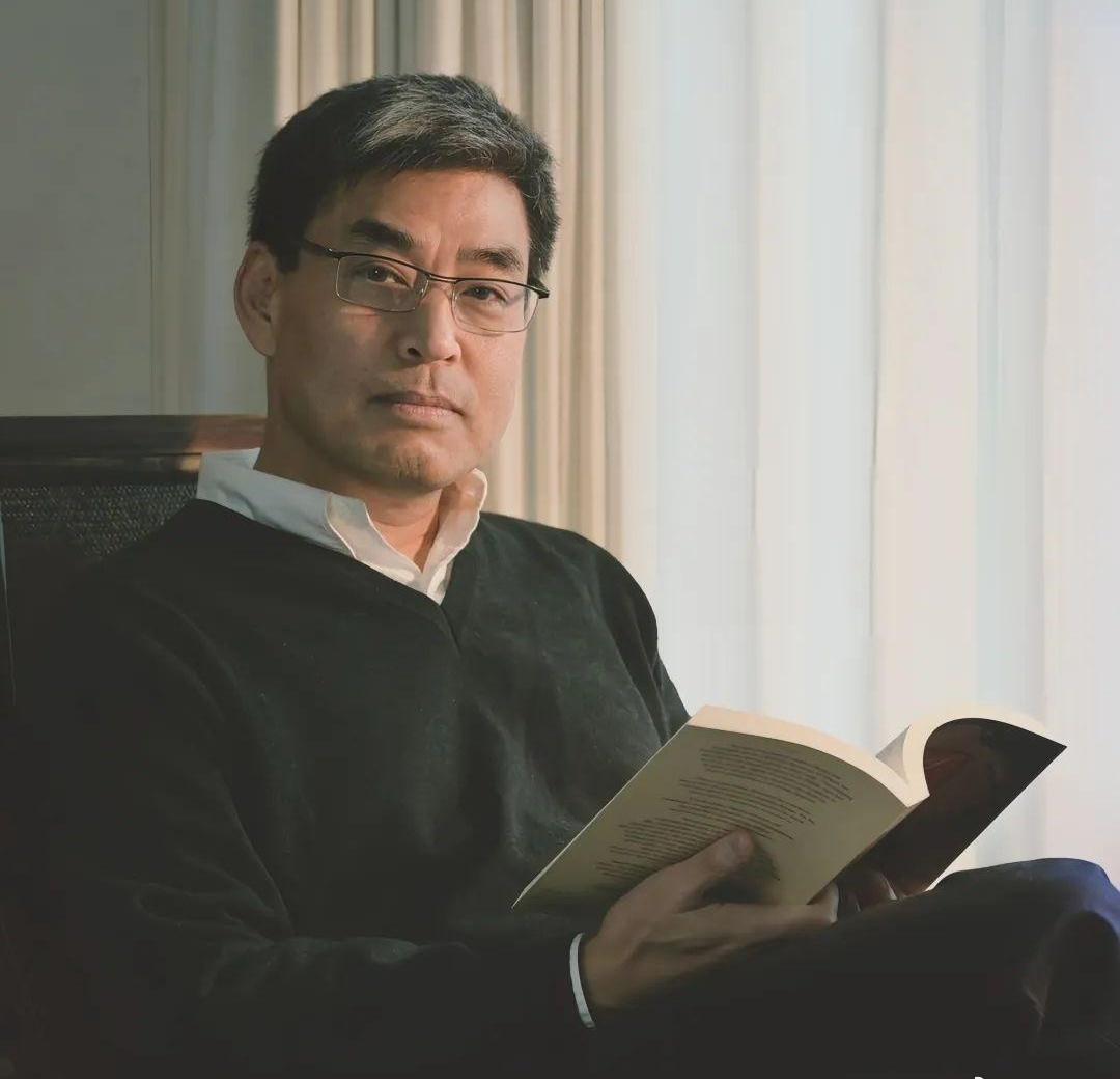 生物物理学家钱紘，在美国耕耘数十载后辞去华盛顿大学应用数学系OlgaJung