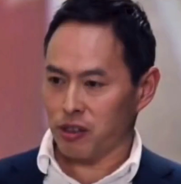 澳大利亚知名反华教授李约翰，在节目当中大谈特谈自己的反华思想，但气氛火热时，主持