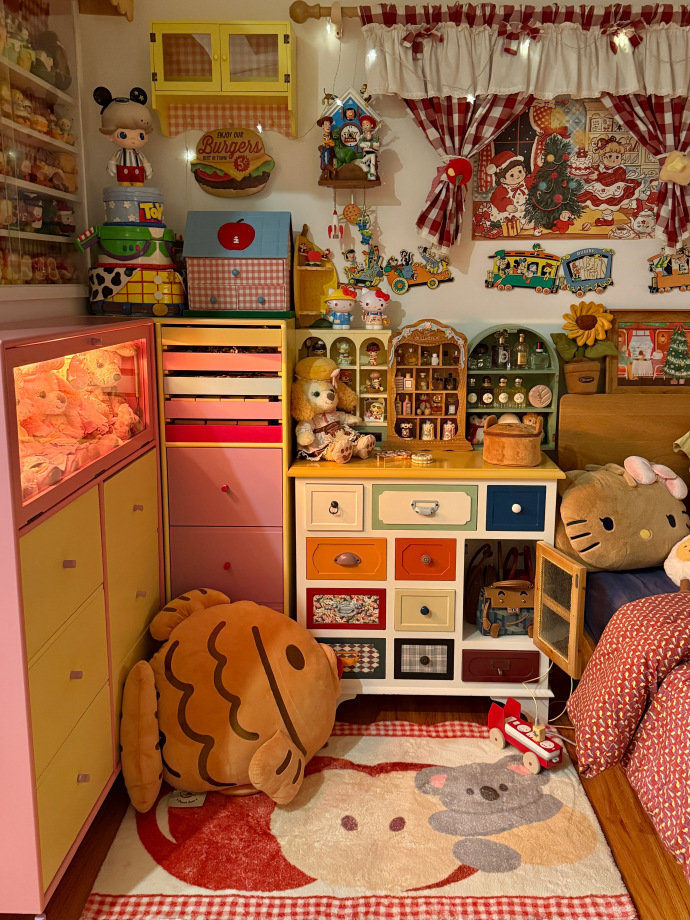 奶油焦糖色的极繁主义小家