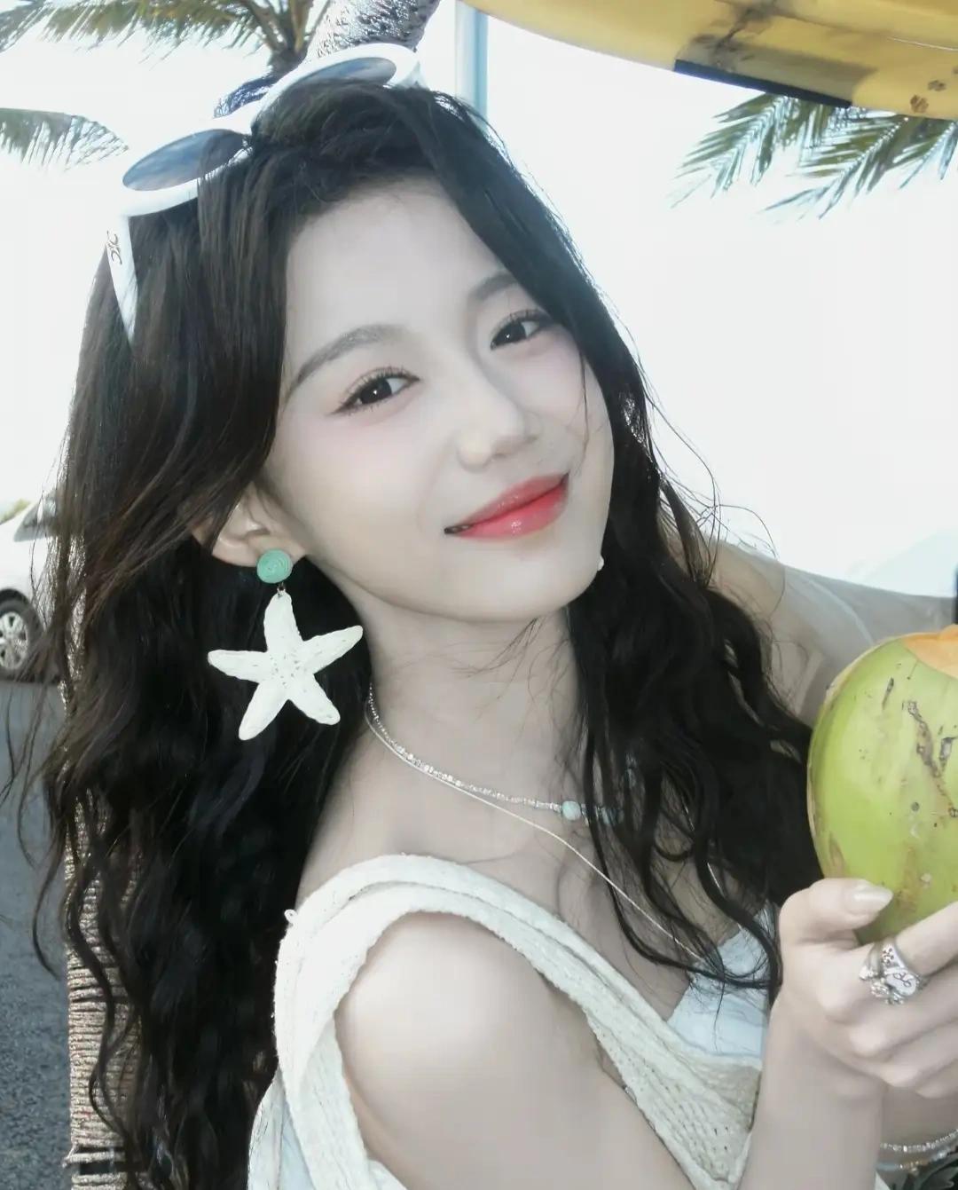 听花岛格局大洗牌！03东北小花硬刚李柯以邓灵枢，新一姐要换人？听花岛03年