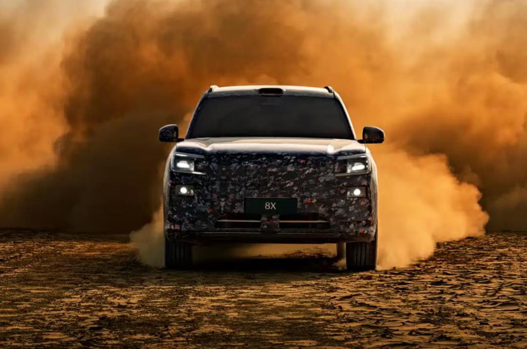 极氪放大招！8X高性能SUV官宣，40万起或成高端新爆款？极氪全新中大型SUV