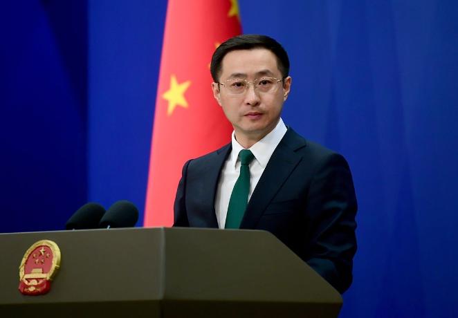 中国外交部发言人林剑表明，如果英国政府不批准中国在英国新建大使馆，中国将坚决维护