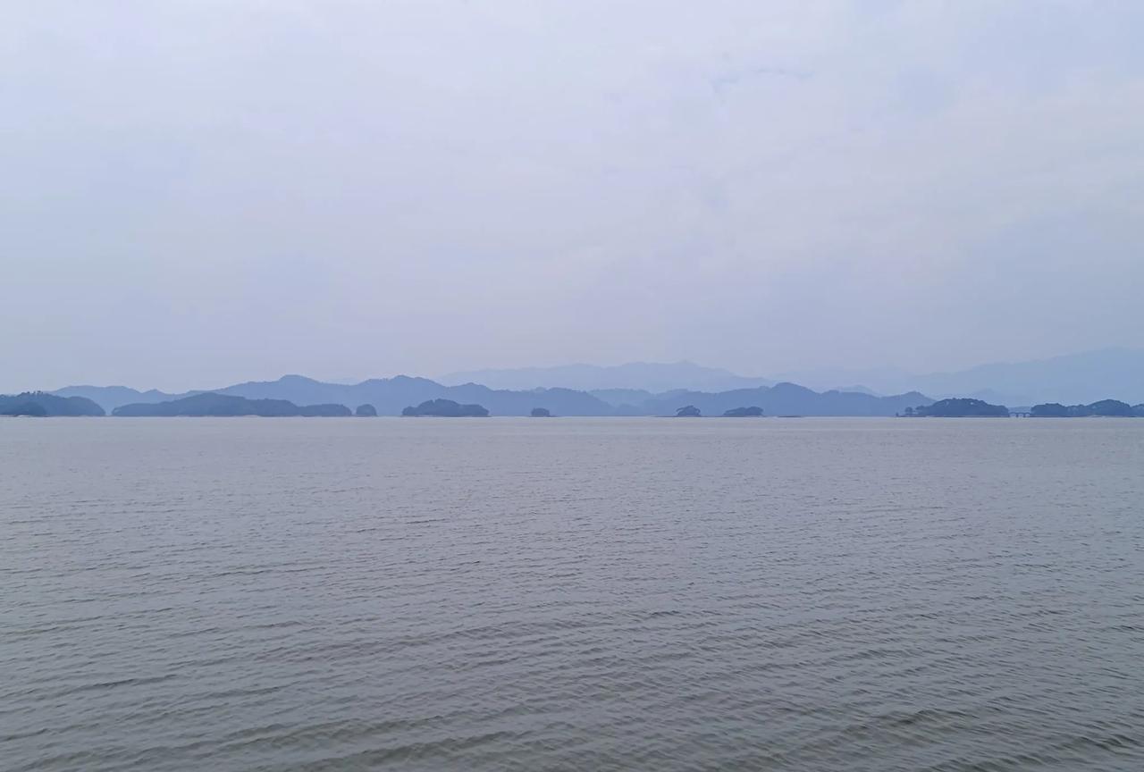 一个玄学提醒：无论你身处各地，身边有什么样的人，只要开口说话，被人无故打断；或三