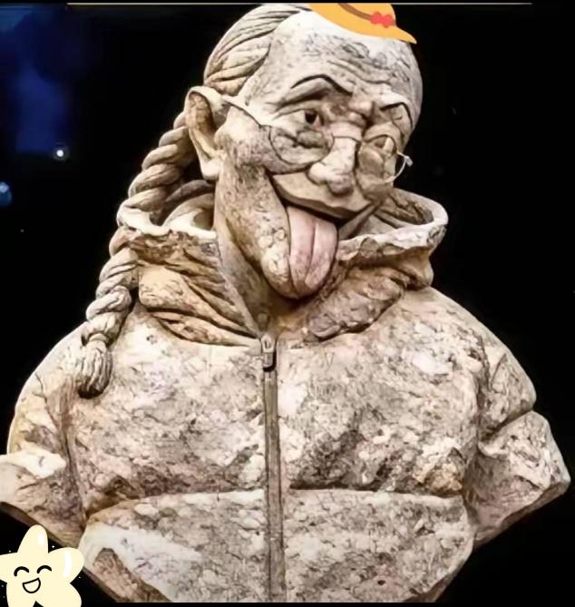 田家人气冲冲地来了，他们没想到田教授的“艺术风格”居然会被网友模仿捏泥人。