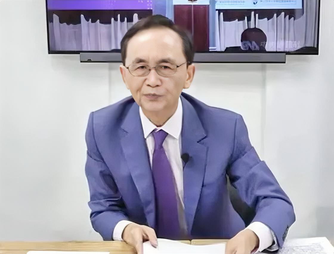 台湾名嘴吴子嘉6月11日在节目中打了个生动的比方，“这就好比，父母留给你的祖产被