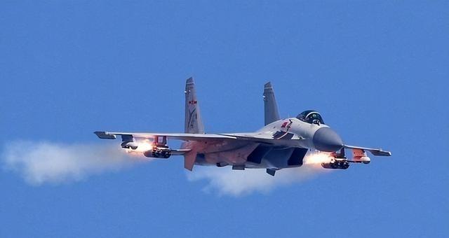 辽宁舰编队忽然北上，其实是让人更直观的看到日本国地理位置的致命缺陷：它南北领土跨