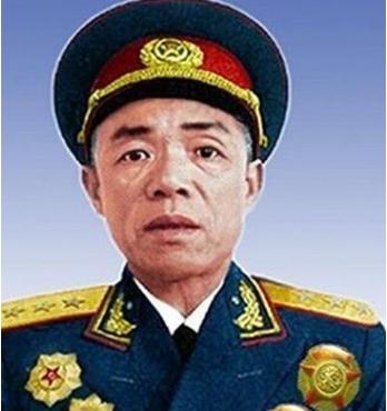 1943年，韩先楚在徐帅的安排下，去相亲。战场上指挥千军万马面不改色的韩先楚