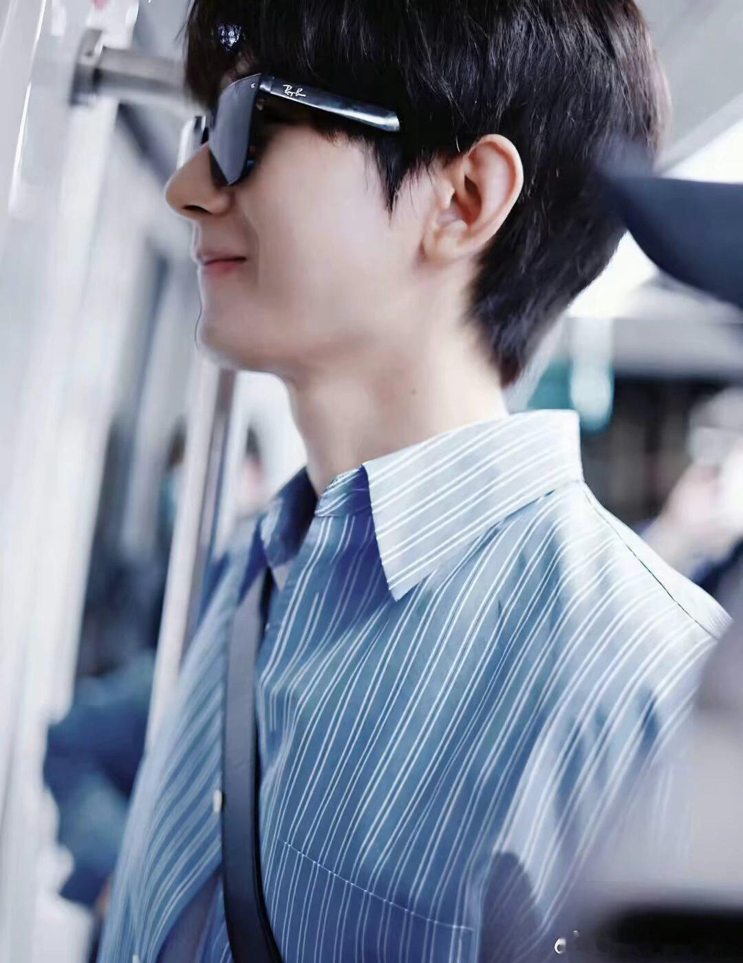 #成毅狩谎#cy#成毅林彦廷#成毅的现代装风格多样，可盐可甜，可奶可狼，满足各种审美需求！傅诗淇｜成