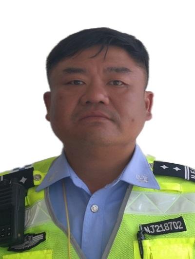 方宝忠，1977年12月出生，男，汉族，生前系江苏省南京市公安局江宁分局交警大队