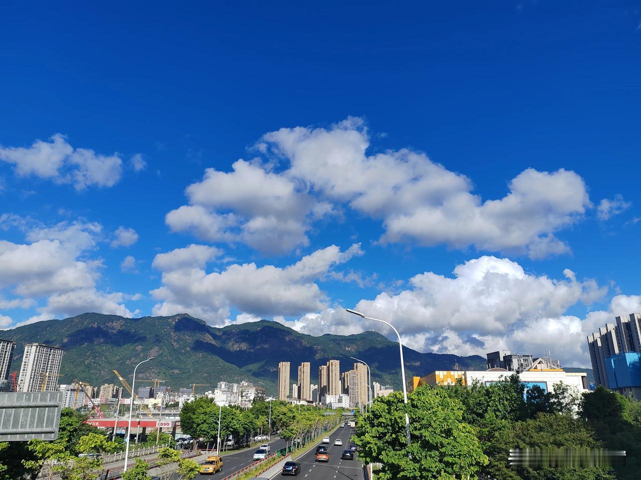 高校“挂科保研”新规：是给潜力生机会，还是对学霸的不公平？高校保研又出争议