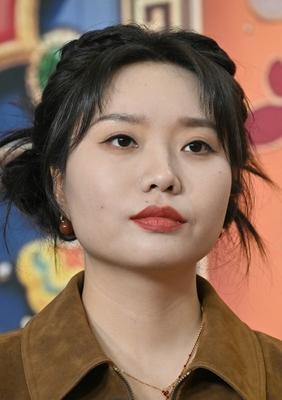 李雪琴亮相2026北京卫视春晚录制有人说她不好看有她在的春晚就不看了……