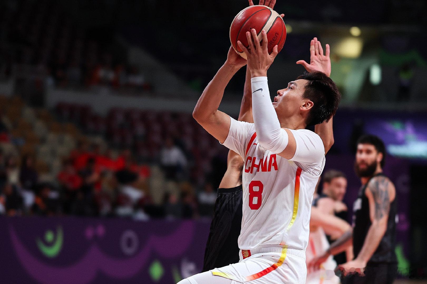 【赵睿缺席世预赛，中国男篮回应赵睿缺席世预赛】11月27日，中国男篮公布了世预赛