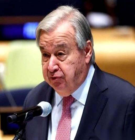 你知道最狠的耳光是什么吗？不是打在你脸上，是人家一句话不说，默默收拾东西，走了