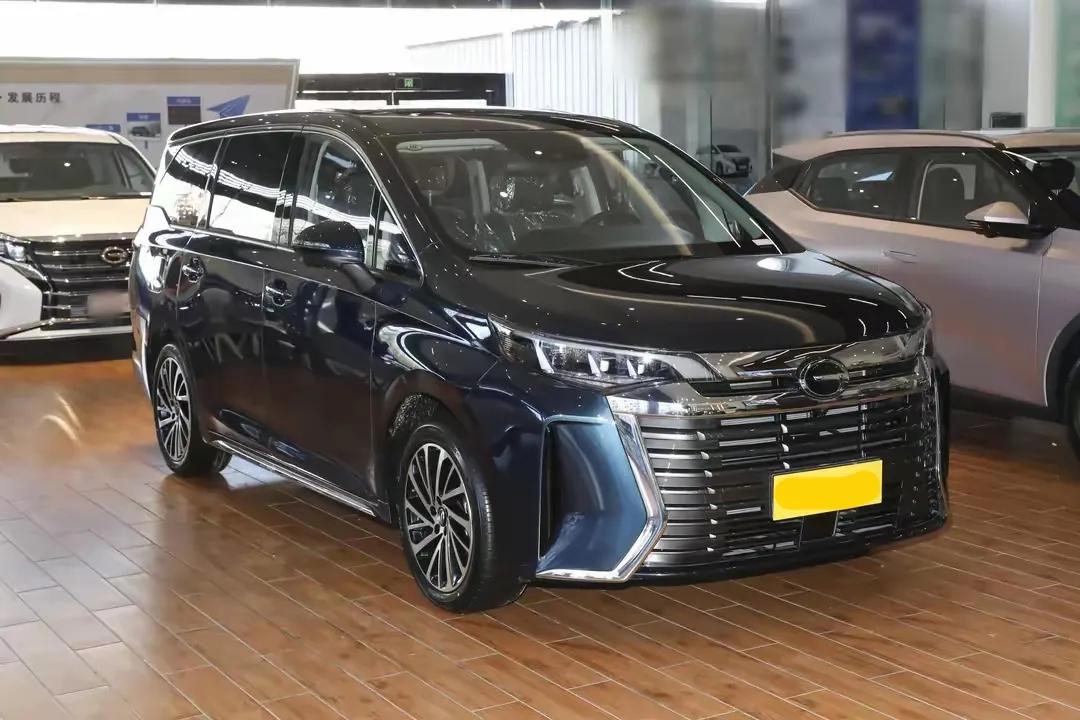 7月12日，广汽传祺M6MAX豪华版就要上市啦！它定位紧凑型MPV，预计作为新