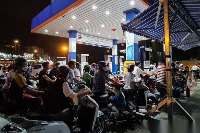 越南不闹了，翻开账本一看，电靠中国、油靠中国、零件还靠中国。这可不是瞎说，全是真