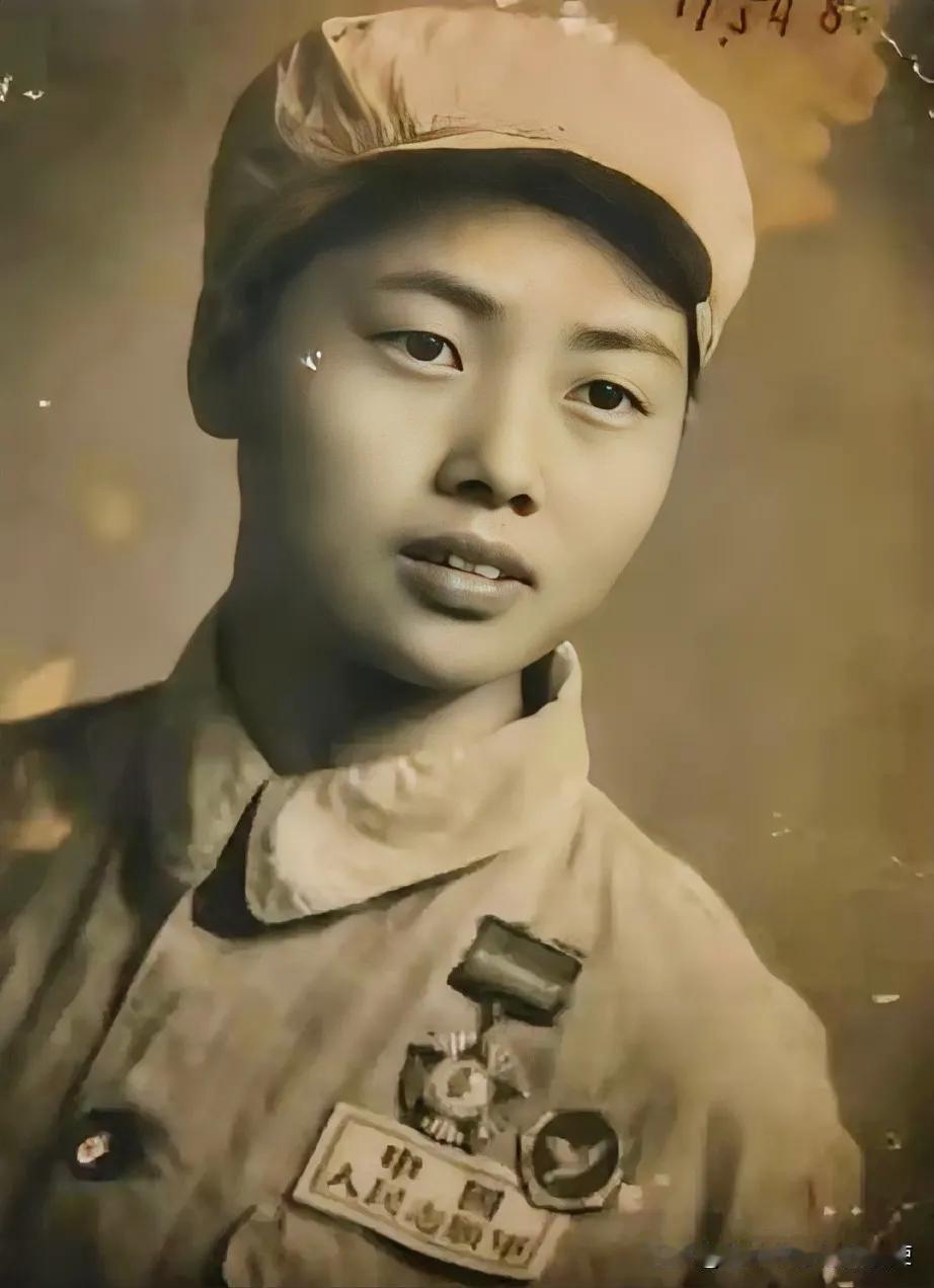 1951年，16岁的四川姑娘张道华，在朝鲜战场上上演了一段传奇！当时她背着一个