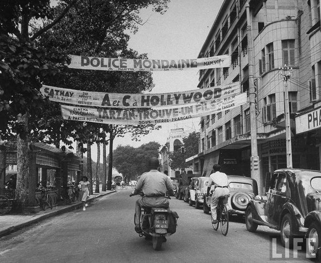 走，上班去!（1948年越南西贡）