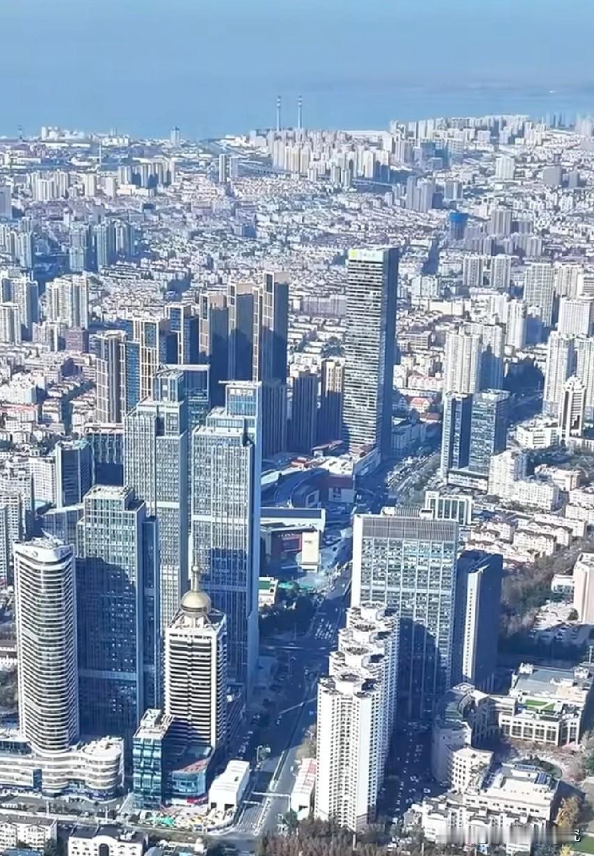 山东青岛市2025年前三季度GDP数据已经公布了,2025年前三季度青岛GDP为