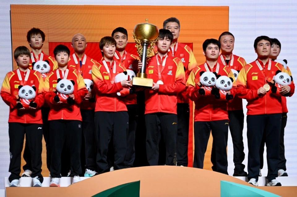 “一群世界冠军争一个全国冠军”，说的就是第十五届全运会乒乓球赛。11月7日开赛就