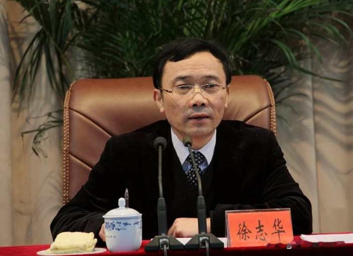 真是没想到！纪检系统的“老资格”，监督别人的“打铁人”，临到头自己却栽了！1月3