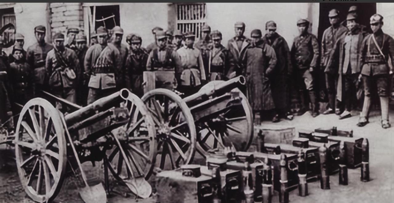 1939年，八路军围攻威县。日军联队长一听到枪声，就跳下床，跑到城楼一看，不由