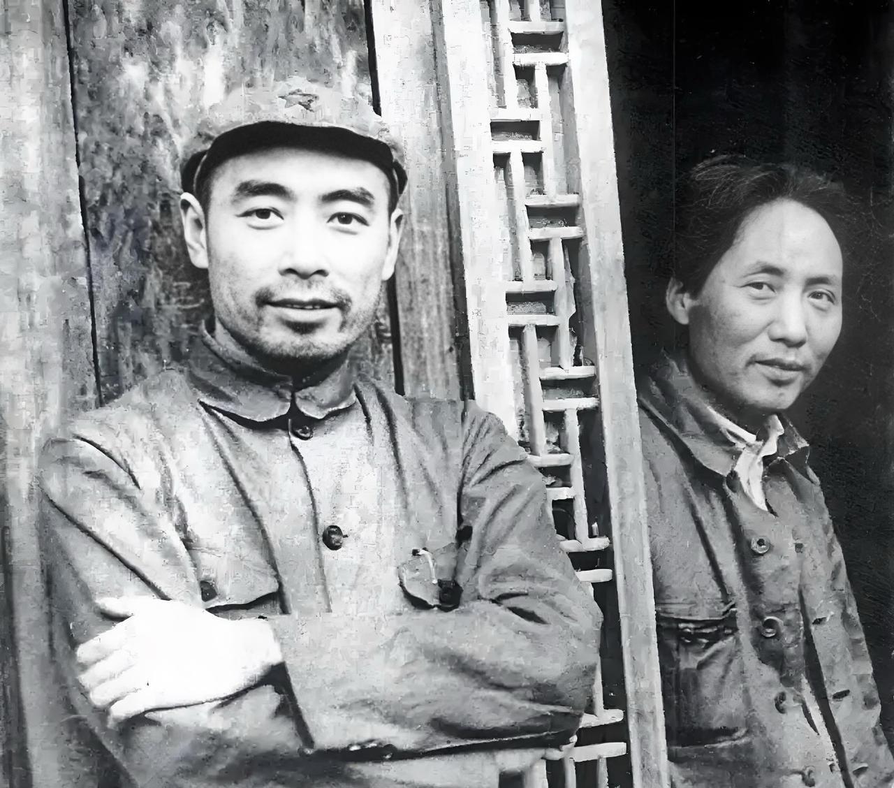这才是两位伟人，最真实的貌相。这不是影视剧中，演员饰演的，他们根本也演不出来，其