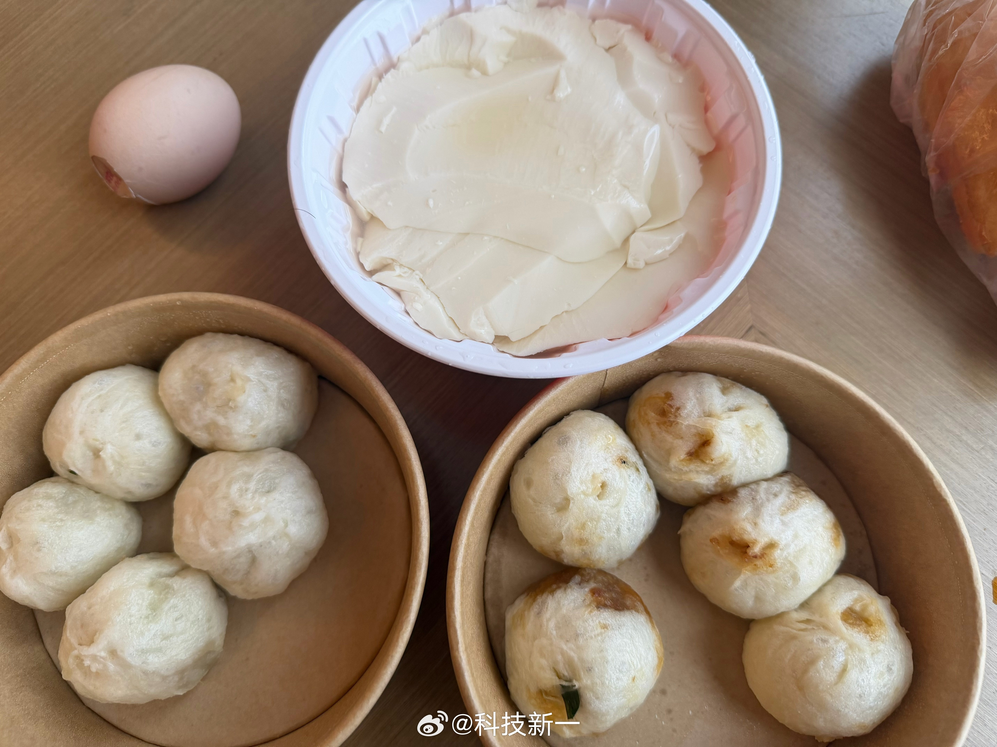 重庆早餐，重庆人不是爱吃辣吗？为啥你们这的豆腐脑是甜的？