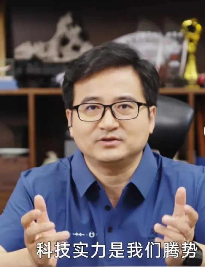 随着腾势和方程豹品牌公关部全部正式回归比亚迪，腾势n9也迎来第10000辆整车的