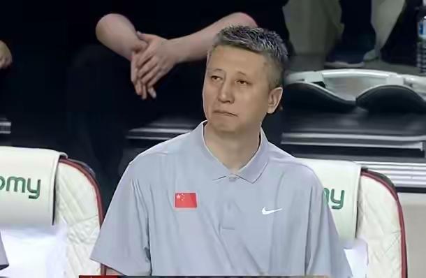 一模一样，中国对韩国第2场比赛刚刚结束，和第一场一样的开局，一样的过程，一样的结