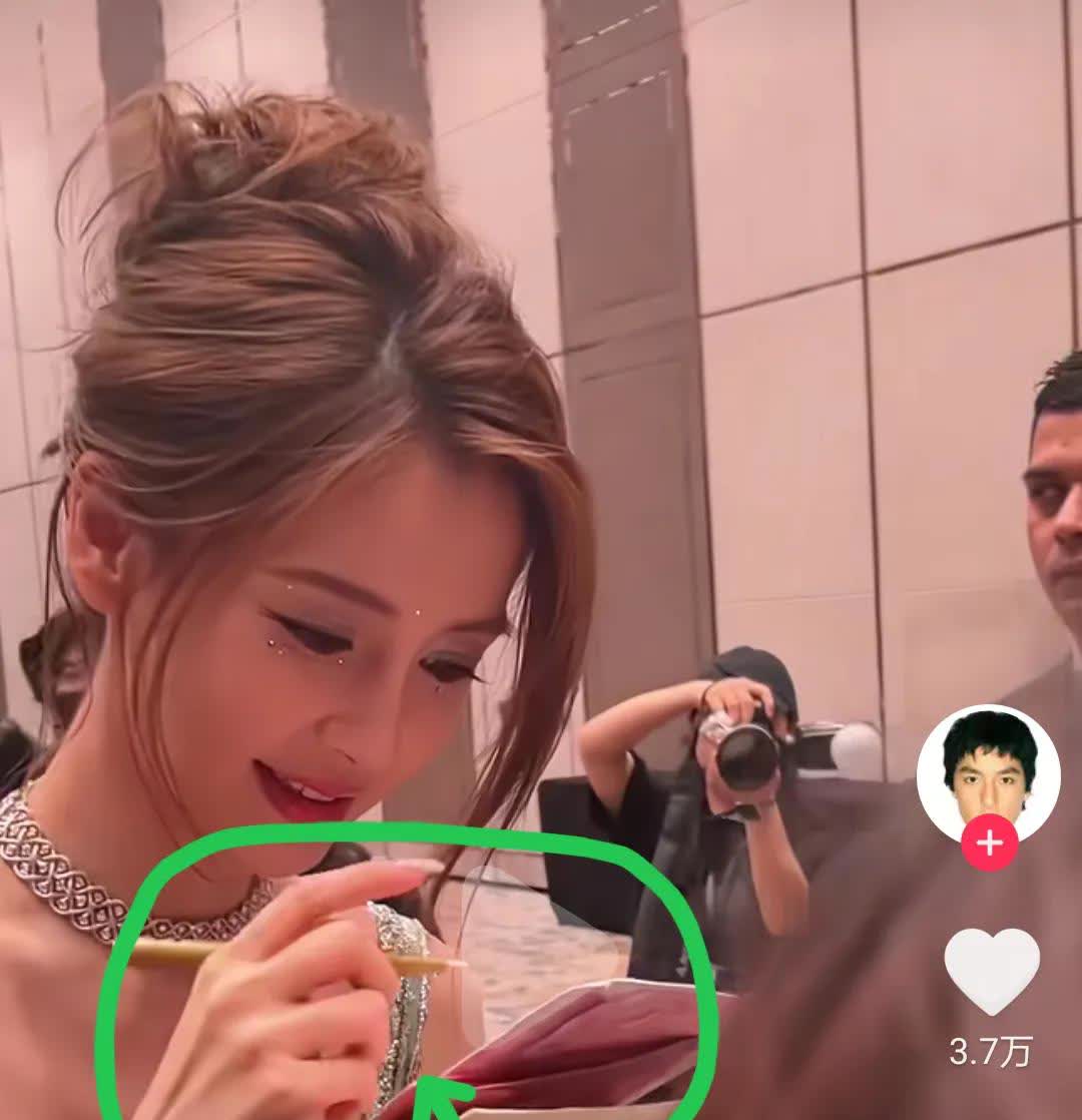 看到这样状态angelababy，黄晓明不会破防吗？真是有些时候弄