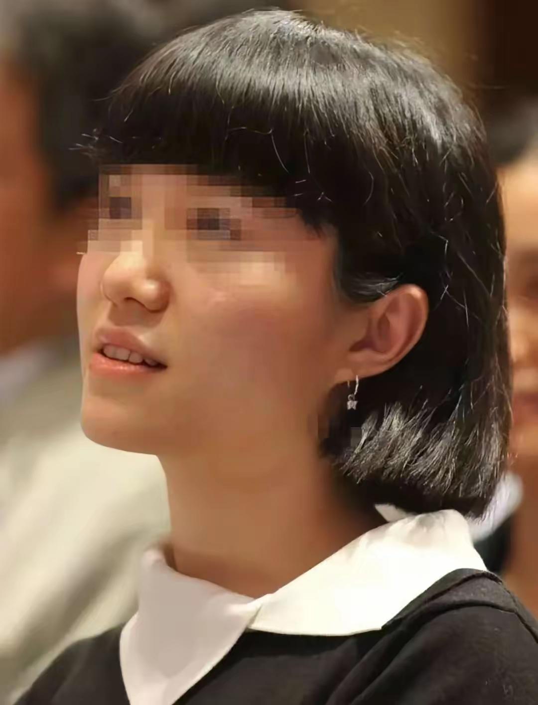 翁帆以后的日子不会差，​即使她不用“先生遗孀”这个身份继续生活，总有人盯