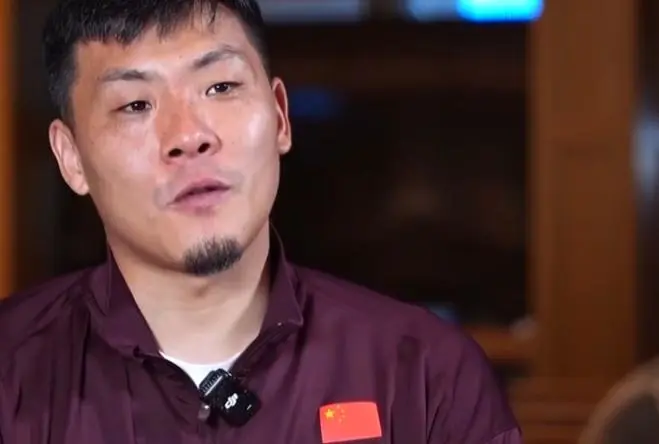 我一向敬重大雷，但听完他《足球之夜》关于国内球员的评论后，还是觉得自己的认知受到