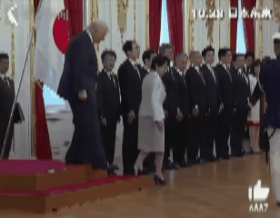 川总与搞事女二人转唱得那叫一个同床异梦，全程无视搞事女。日本迎