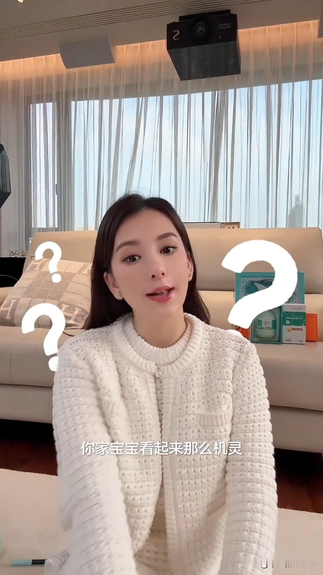 1月8日，郭富城妻子方媛更新生活vlog。方媛与郭富城结婚后，生了3个女儿，一家