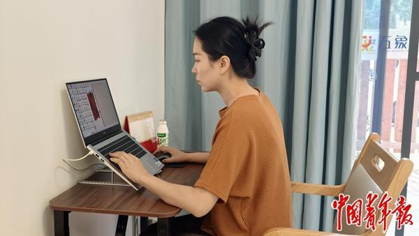 年轻人每月在养老院服务可减免房租
