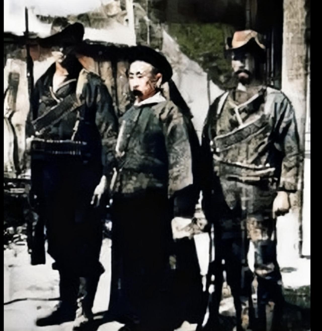 没想到八国联军侵华时，竟直接公开处死清廷代理直隶总督，连基本的外交规则都直接踩碎