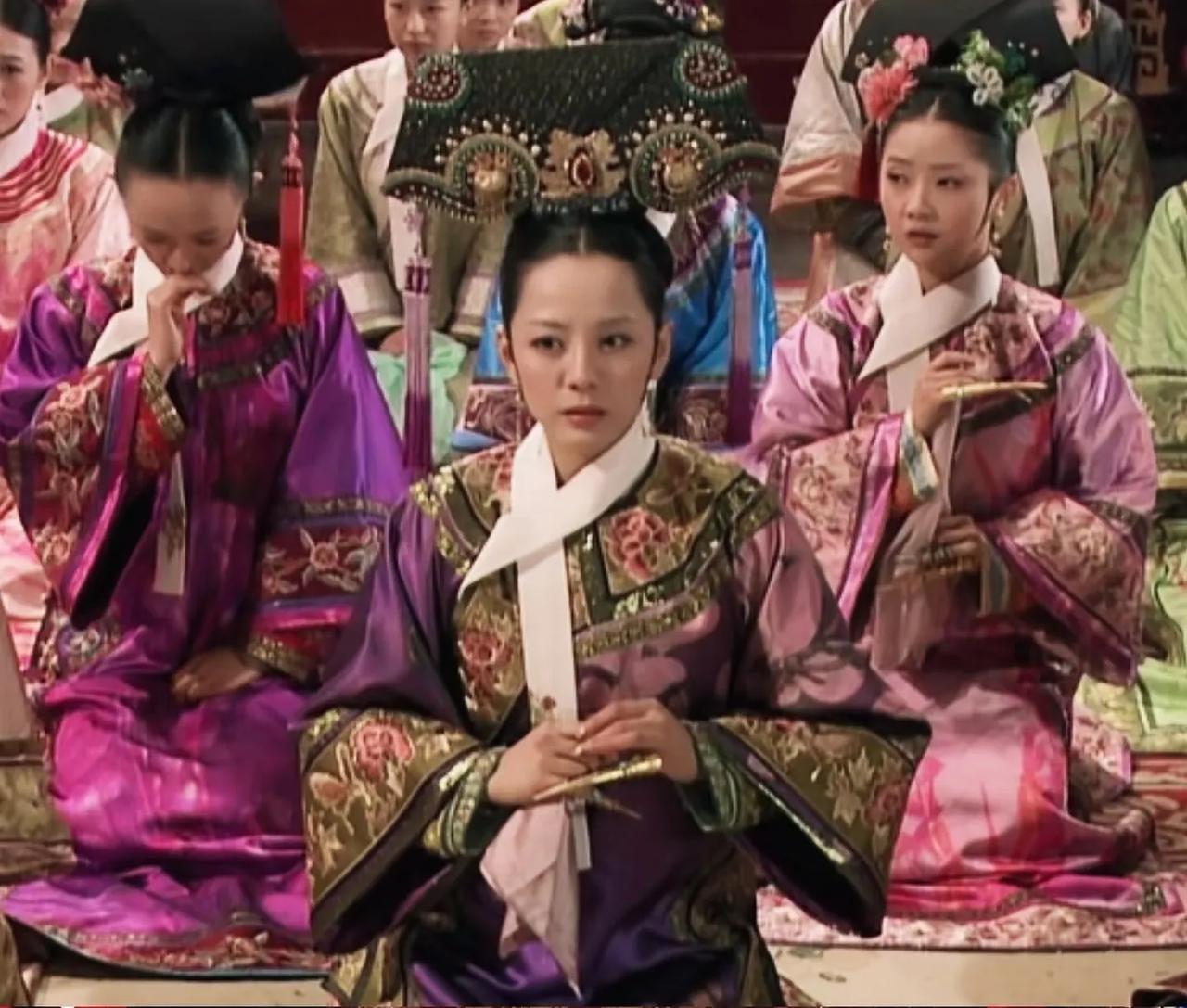 重温甄嬛传才看懂胖橘要动年羹尧时，把嬛嬛送去蓬莱洲“避险”，那会儿大家都帮嬛嬛