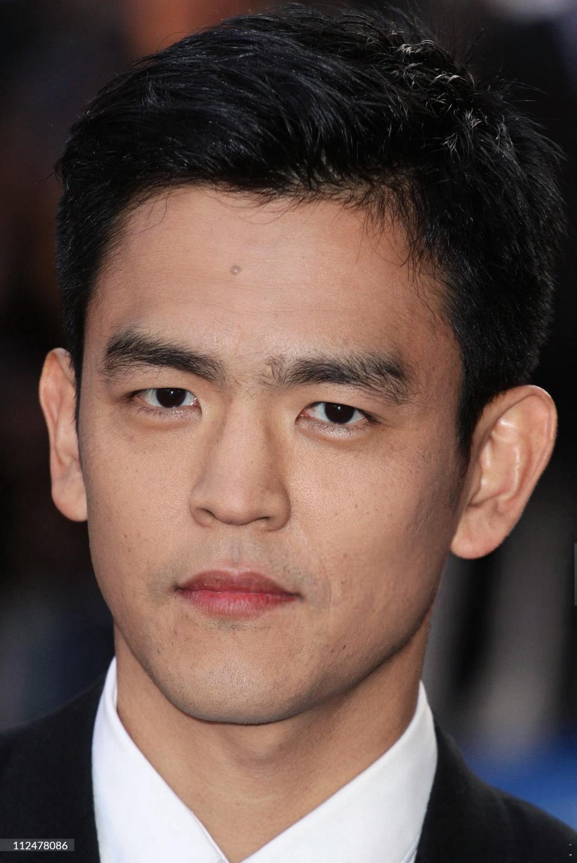 他特别帅！谁懂我，气质很绝佳的一位​​​