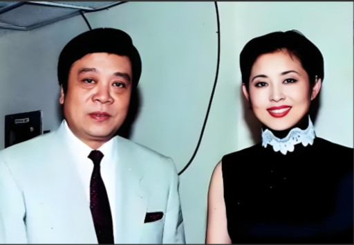 1993年，51岁的赵忠祥，反对34岁的倪萍参评正高职称，他拍着桌子喊：“我当主