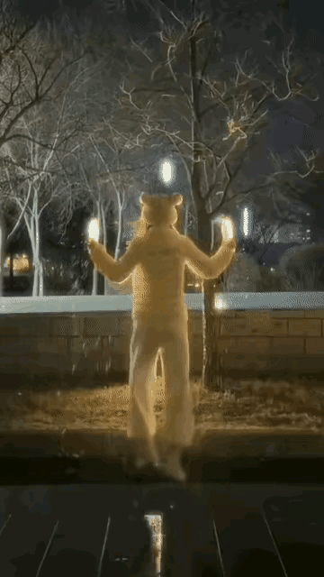 自带光环😇的女人最美女消防队员