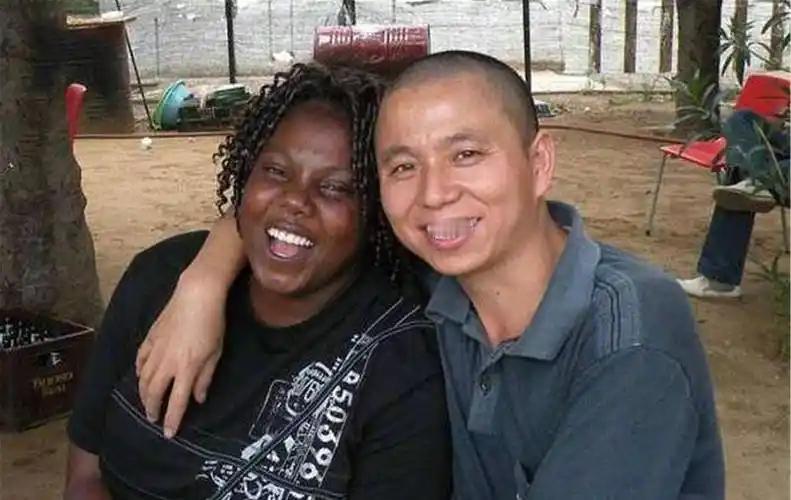 为啥每年几万中国人奔着非洲去，还去了舍不得回来，其实，中非这几十年的交情，这可不