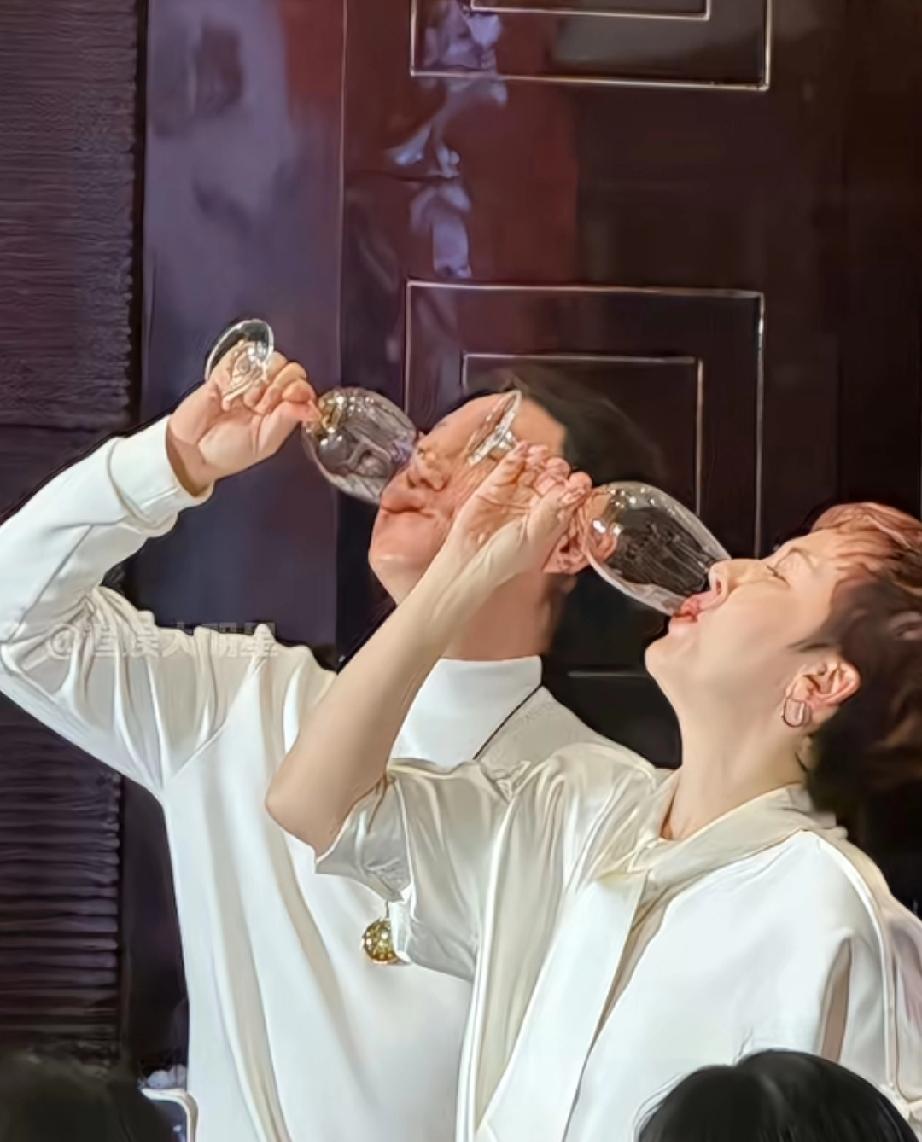 张凌赫田曦薇即将二搭？有瓜主爆田曦薇经纪人主动与张凌赫经纪人和解，因为逐玉虽