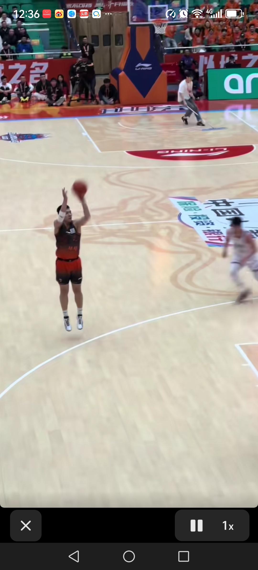 陈培东终于进三分球了。昨晚山东主场迎战天津，陈培东终于打破了长达一个月的主场三分