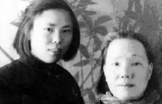 1950年，一个穿着破烂的妇女，带着女儿到北京饭店，怯生生不敢说话，小女孩的一句